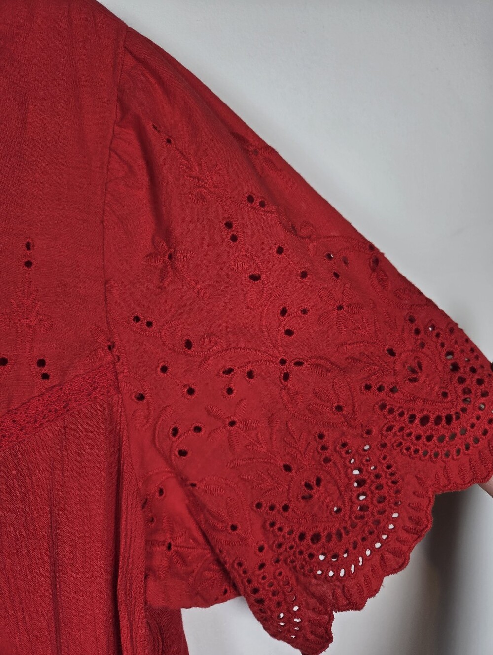 Knox Rose Red V-Neck Eyelet Mixed Media Boho Prairie Peasant Top Size XL - Picture 6 of 11